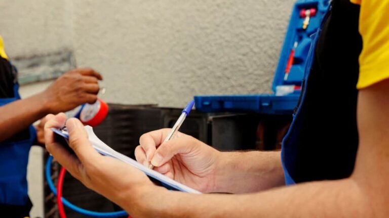 UPGRADING TO A DUCTLESS AC SYSTEM: IS IT TIME FOR A CHANGE?